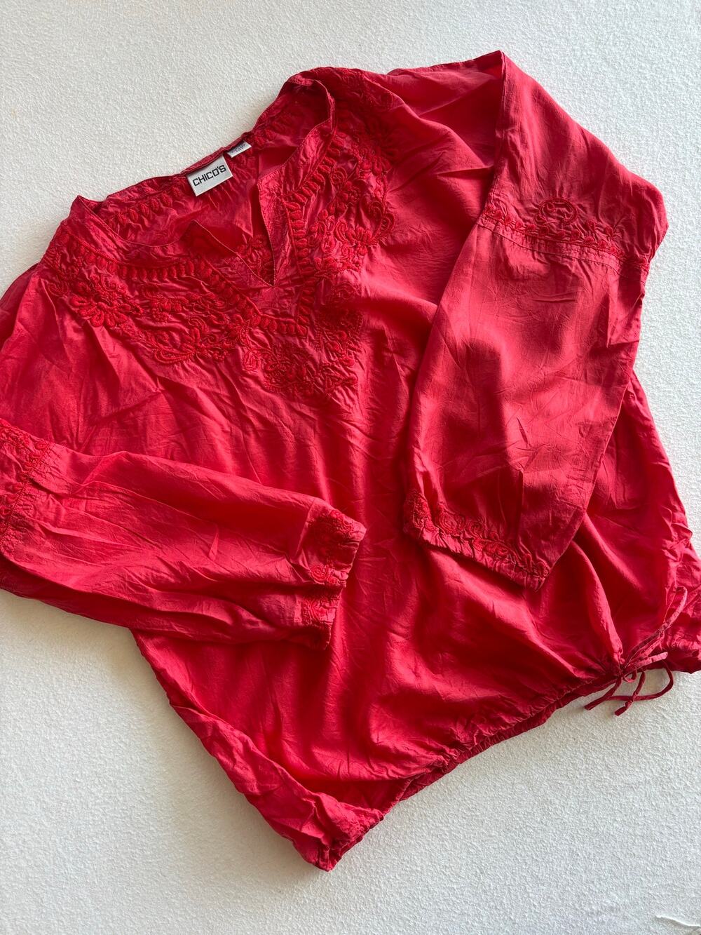 Chico’s 100% Silk Long Sleeve Peasant Blouse Women’s Small Red Embroidered